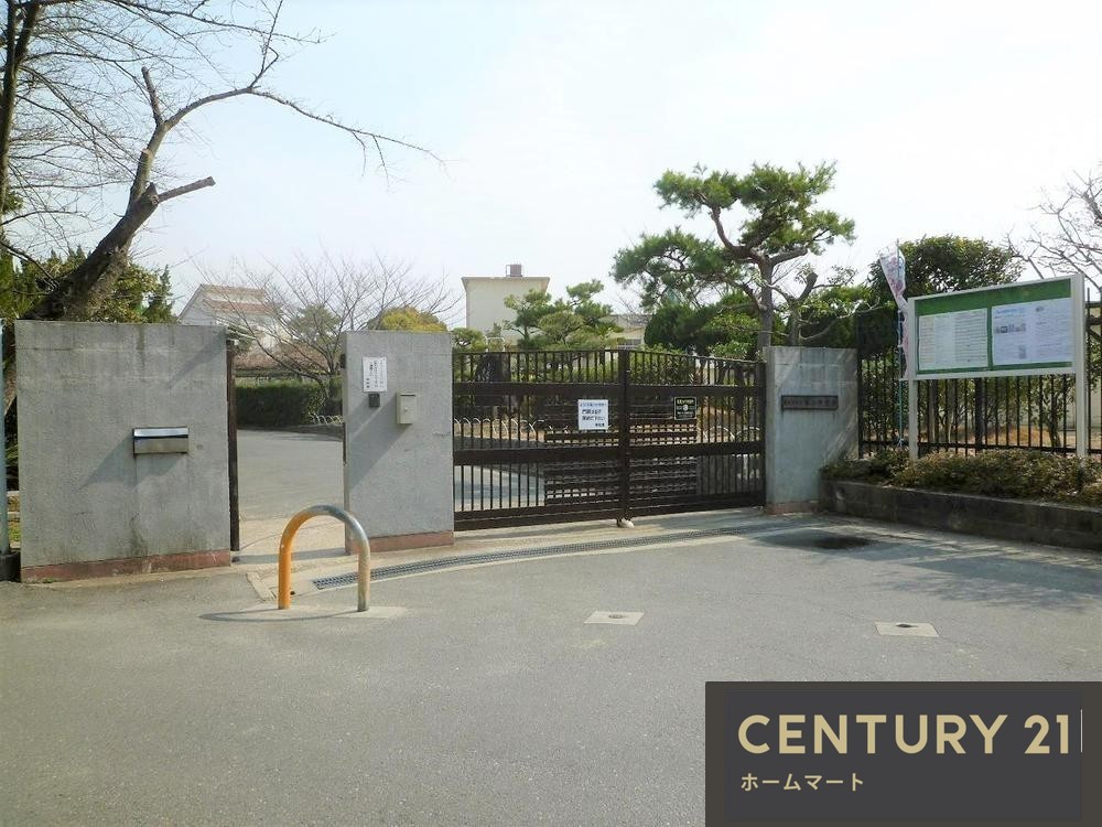 新築戸建 一戸建て八幡台 3480万円の詳細情報 大阪府寝屋川市八幡台 写真15 センチュリー21ホームマート