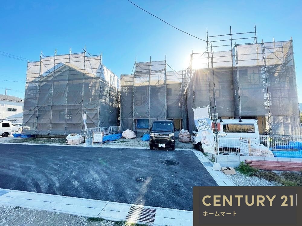 新築戸建 NEW一戸建て曽我部町寺長縄手（亀岡駅） 2380万円・2480万円の詳細情報 京都府亀岡市曽我部町寺長縄手 写真2 センチュリー21ホームマート