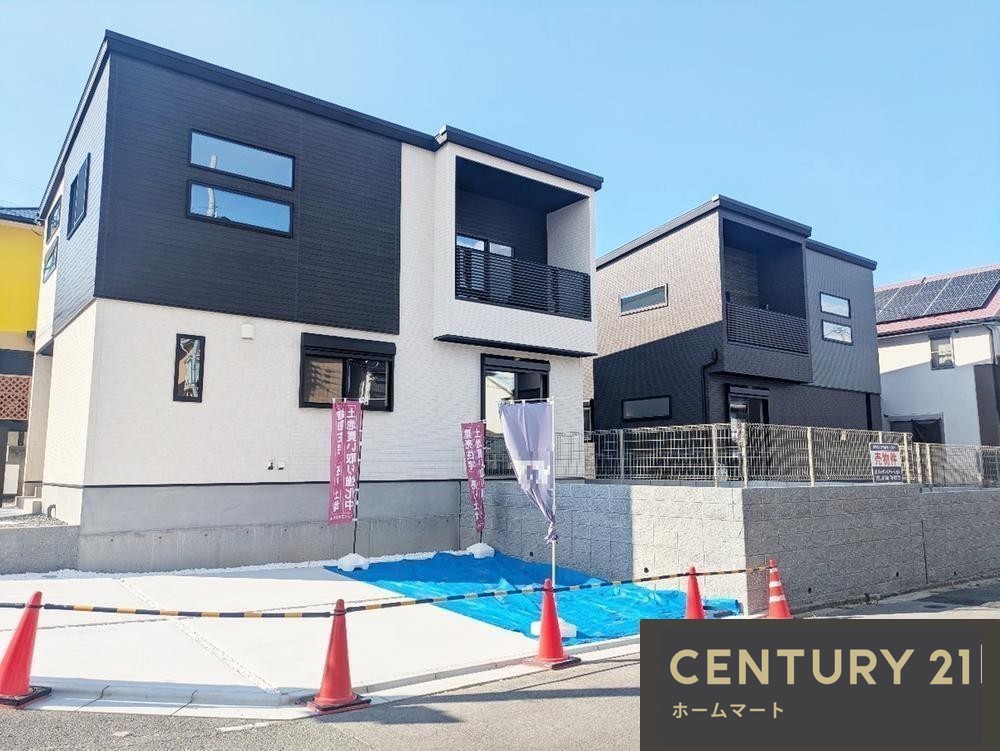 新築戸建 NEW一戸建て粟生新家３（豊川駅） 6480万円・6780万円の詳細情報 大阪府箕面市粟生新家３ 写真2 センチュリー21ホームマート
