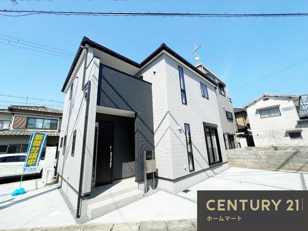 新築戸建 NEW一戸建て篠町広田１（馬堀駅） 3580万円の詳細情報 京都府亀岡市篠町広田１ 写真2 センチュリー21ホームマート